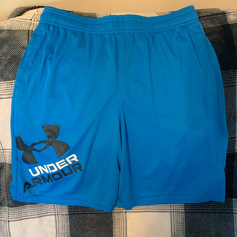 YXL UA shorts